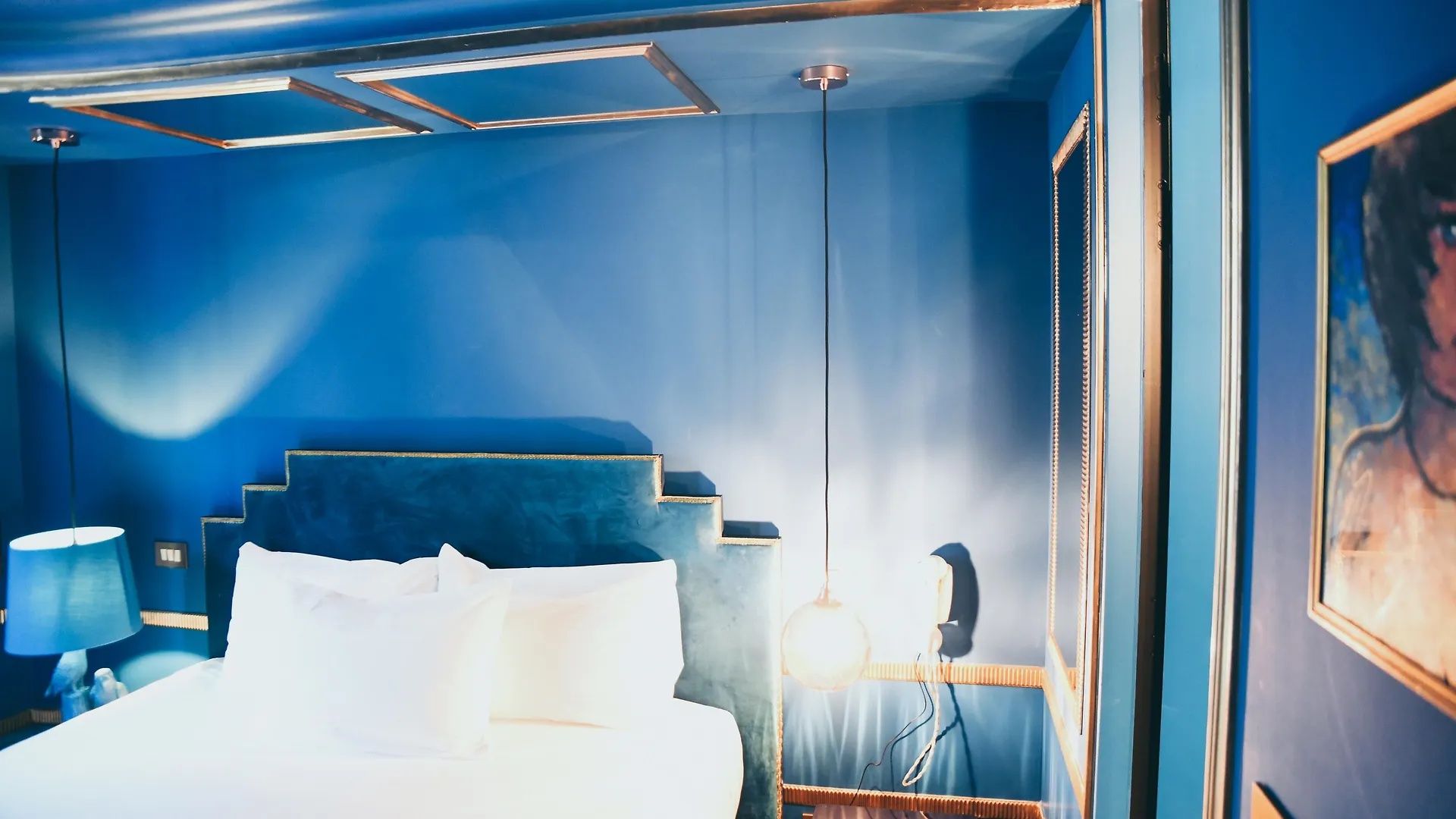 ***  La Mondaine Otel Paris Fransa